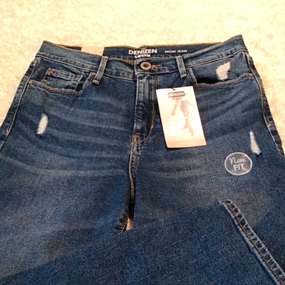 LEVI'S MOM Jeans - Picture 2 of 10